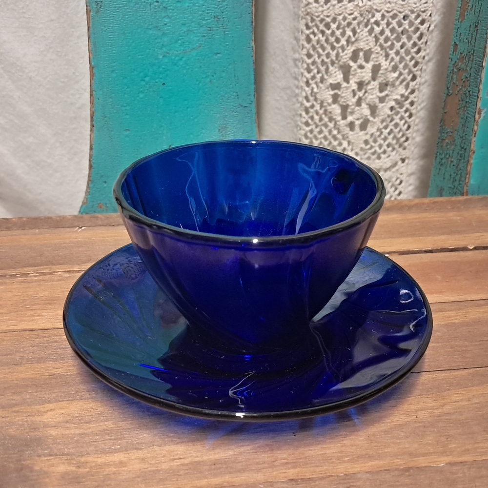 Duralex Cobalt Blue Spiral Glass Teacup And Saucer - Picture 2 of 7